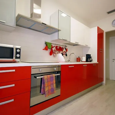 Rhome Moricca 5 *